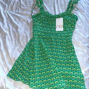 ZARA GREEN FLORAL DRESS